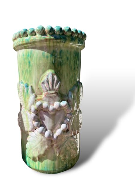 Vaso cuore sacro – VR – in ceramica in Santo Stefano di Camastra