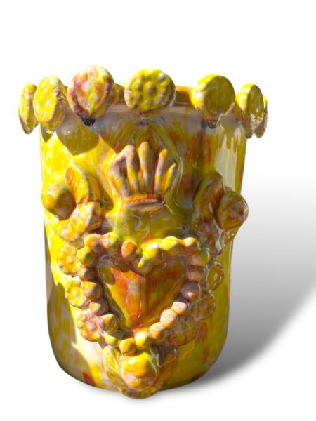 Vaso cuore sacro – GG – in ceramica in Santo Stefano di Camastra