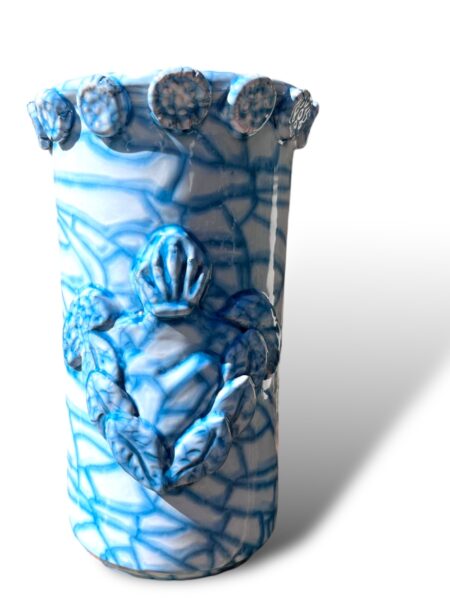 Vaso cuore sacro – AZ6– in ceramica in Santo Stefano di Camastra
