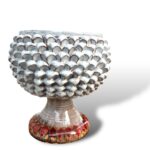Vaso mezza Pigna con piede decorato – in ceramica di Santo Stefano di Camastra