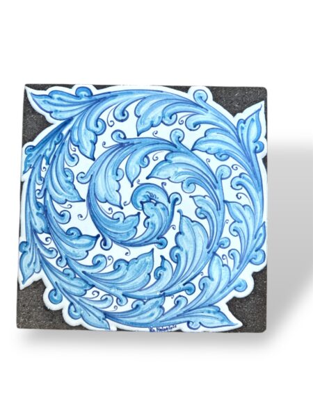 Tagliere in pietra lavica azzurro - in ceramica di Santo Stefano di Camastra