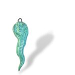 Corno piccolo foglia verde acqua - in Ceramica di Santo Stefano di Camastra