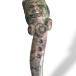 Corno violaceo con volto "Sereno" - in Ceramica di Santo Stefano di Camastra